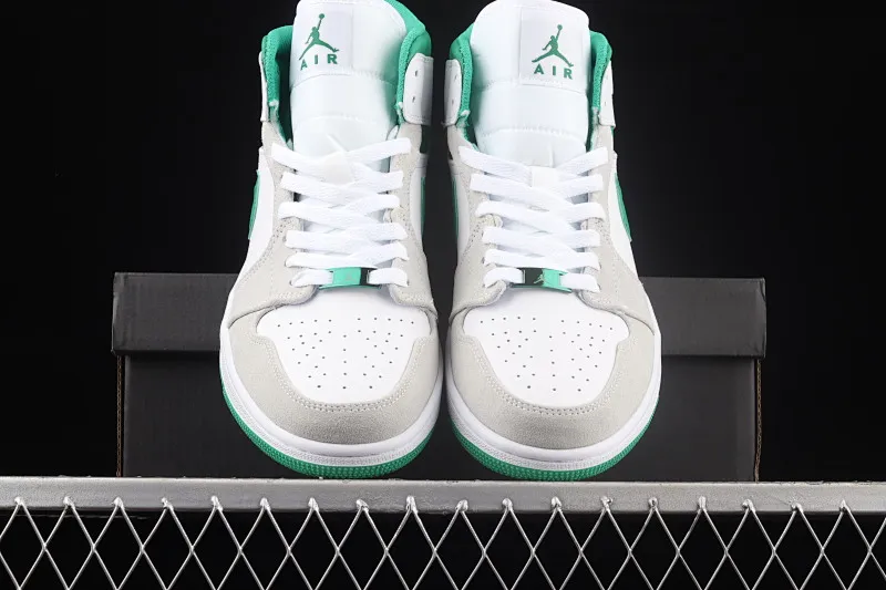 All categories Air Jordan Jordan series basketball shoes Air Jordan 1 Mid Air Jordan 1 Mid AJ1 Joe 1 meter white green mid-top cultural basketball shoes DC9294-103
